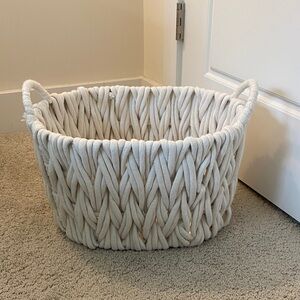 Neutral Cream Woven Rope Storage Basket